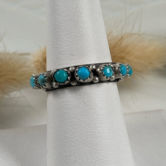 Solid 925 Sterling Silver Half Eternity Band Mohave Turquoise Gemstone Size 7.5 - Picture 10 of 10